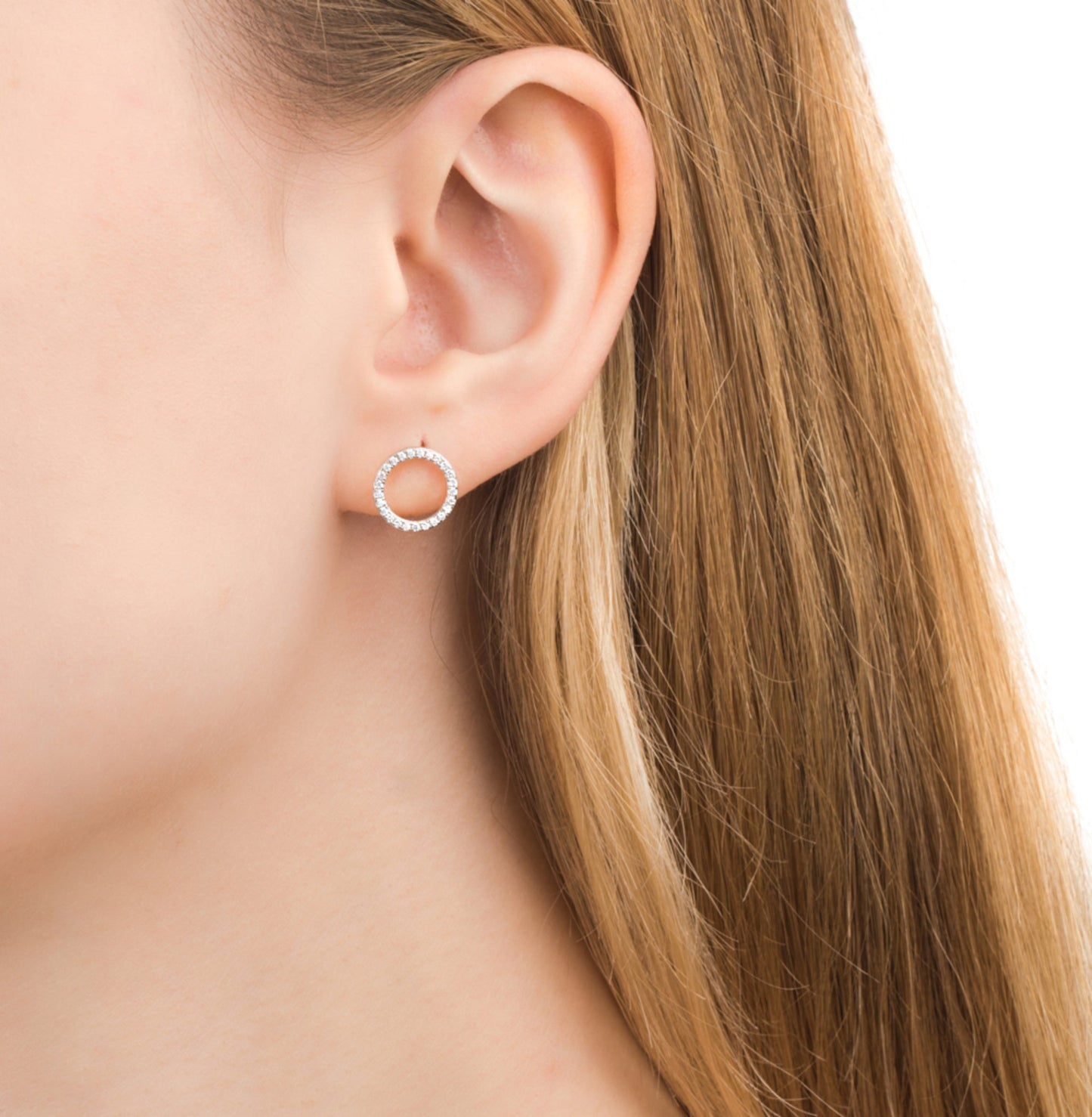 Open Circle Diamond Stud Earring Cushionblue