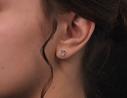 14K White Gold Pear Shaped Diamond Stud Earrings. Cushionblue