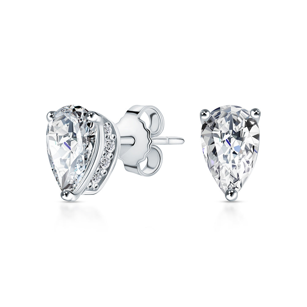 14K White Gold Pear Shaped Diamond Stud Earrings. Cushionblue