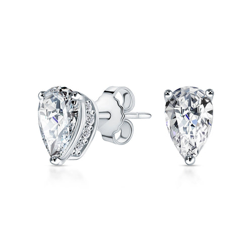 14K White Gold Pear Shaped Diamond Stud Earrings. Cushionblue