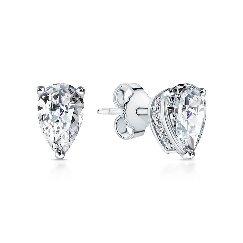 14K White Gold Pear Shaped Diamond Stud Earrings. Cushionblue
