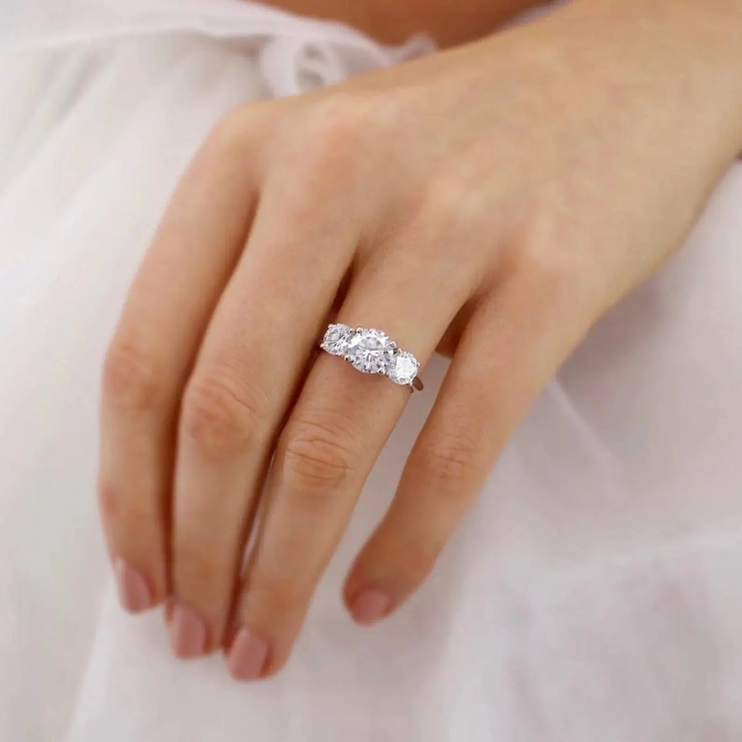 Round Diamond Trilogy Ring, Three Stone Engagement Ring, 14K Gold Bridal Jewelry, Anniversary Promise Ring for Her Cushionblue