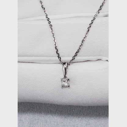 White Gold Princess cut diamond pendant with necklace