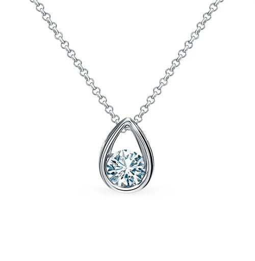 Diamond With White Gold Round pendant necklace - cushionblue