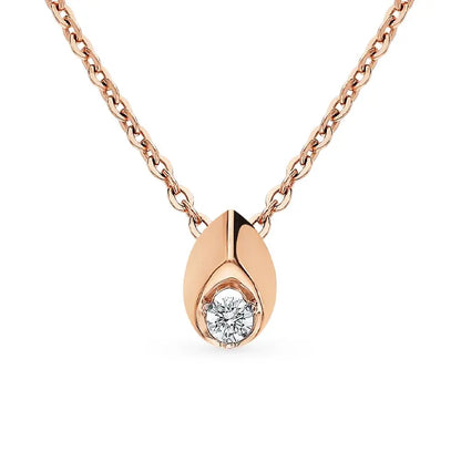 Diamond With Rose Gold Round pendant necklace - cushionblue