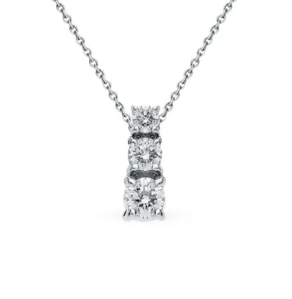 White Gold Round cut pendant necklace with diamonds - cushionblue