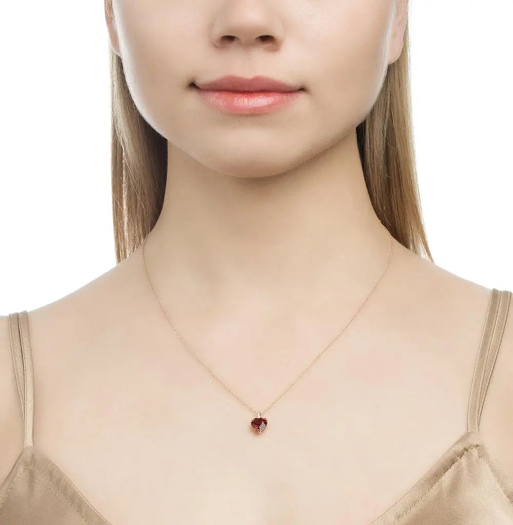 Rose Gold Heart pendant necklace with garnet and diamonds - cushionblue