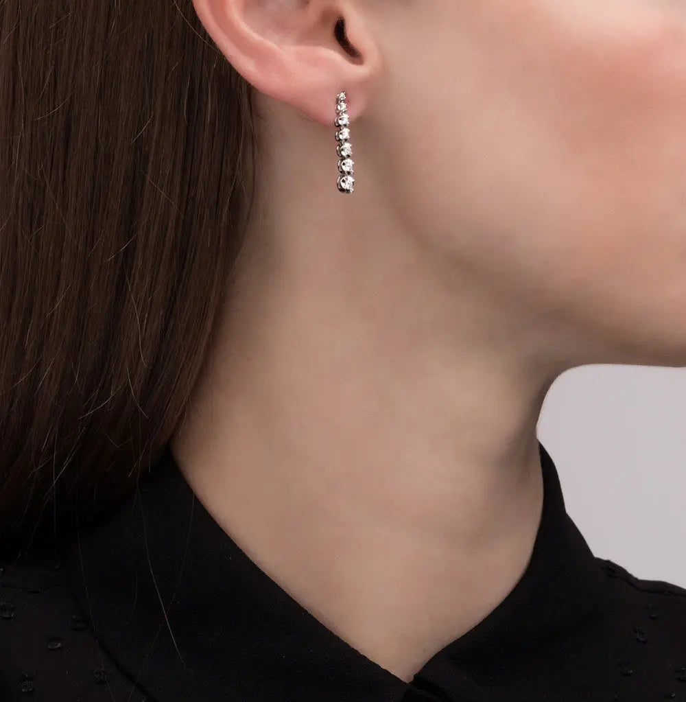 White Gold Studs with screws earrings with diamonds(0.30ct, 0.10ct) Cushionblue