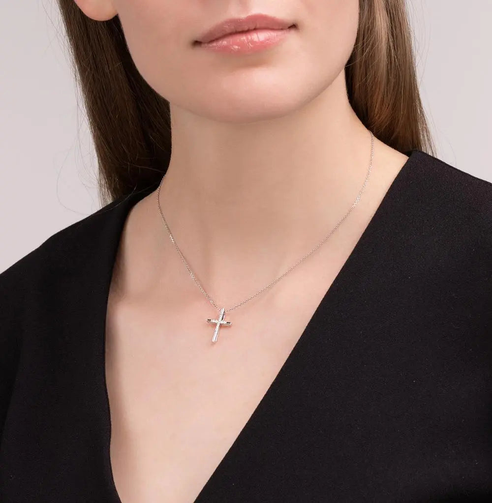Diamond With White Gold Cross pendant necklace - cushionblue