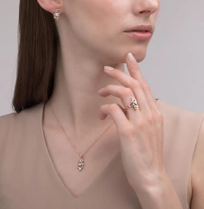 Rose Gold Flower pendant necklace with diamonds - cushionblue