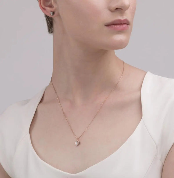 Rose Gold Heart shape pendant necklace with diamonds - cushionblue