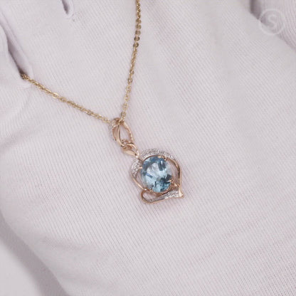 Rose Gold Heart pendant necklace with topaz and diamond
