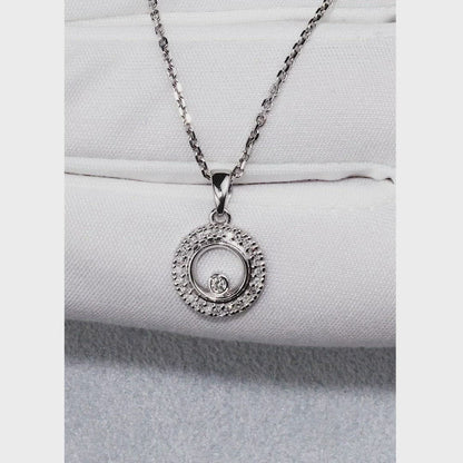 White Gold Round shape pandant necklace with diamonds