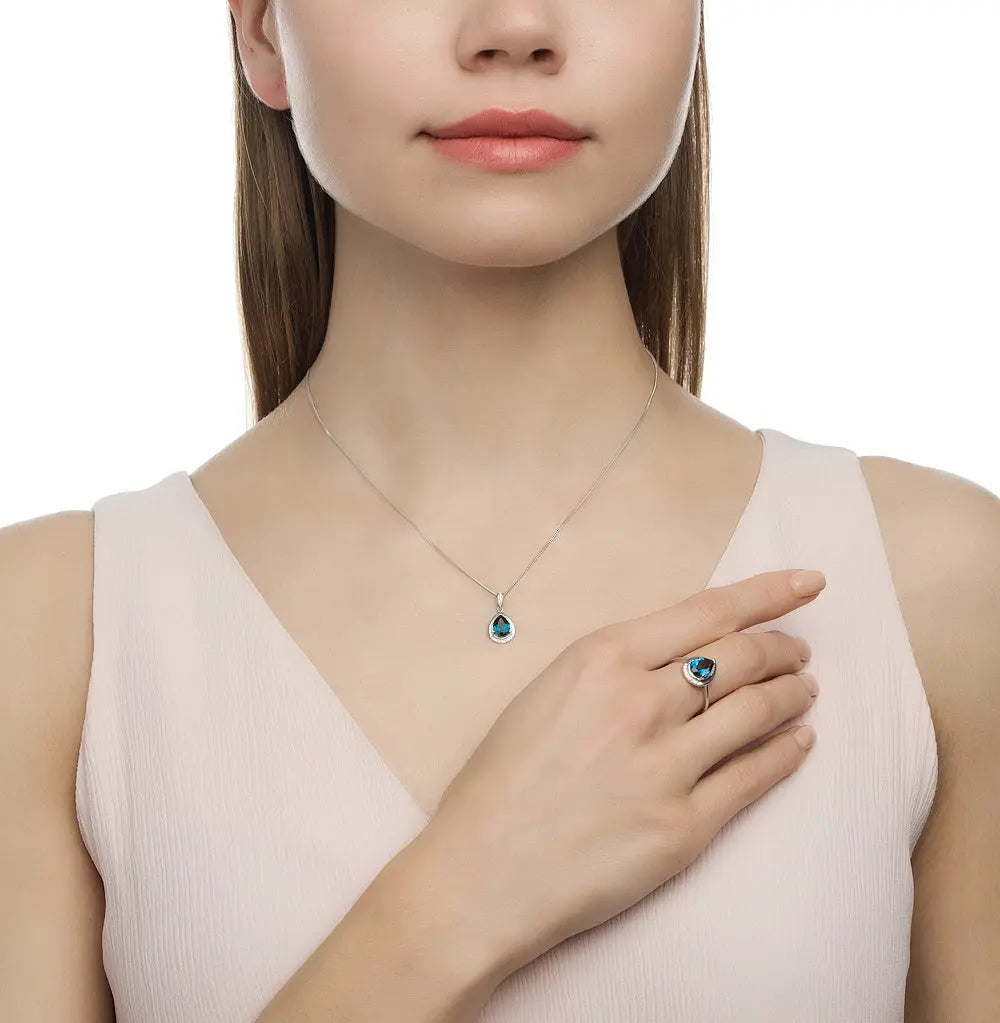 White Gold pendant necklace with blue topaz and diamonds - cushionblue