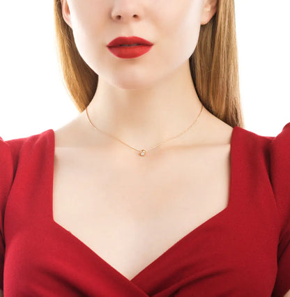 Rose Gold Round pendant necklace with diamonds - cushionblue